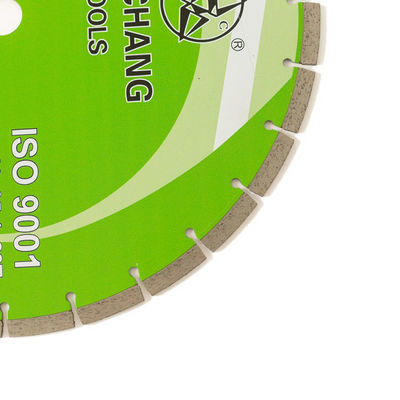 La presse froide de haute qualité 16inch 400×2.6/3.4×10×25.4mm×28T a segmenté Diamond Blade For General Purpose, pierre