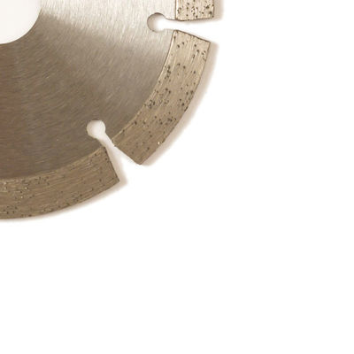 Presse froide 4.5inch “Diamond Blade For General Purpose segmenté par 115×1.2/1.8×10×22.23×8T, pierre avec la longue durée