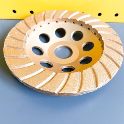 L'outil 6inch de HuaChang a aggloméré la roue de 150mm Diamond Continuous Turbo Grinding Cup pour le béton, pierre, matériaux de construction