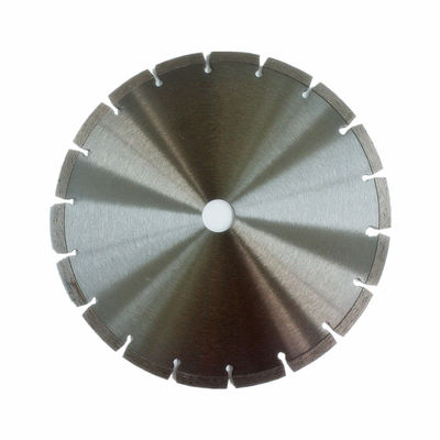 350×3.2/2.2×10×25.4×24T Huachang 14' la vie sèche concrète de Diamond Saw Blade With Long de coupe de granit soudée par laser