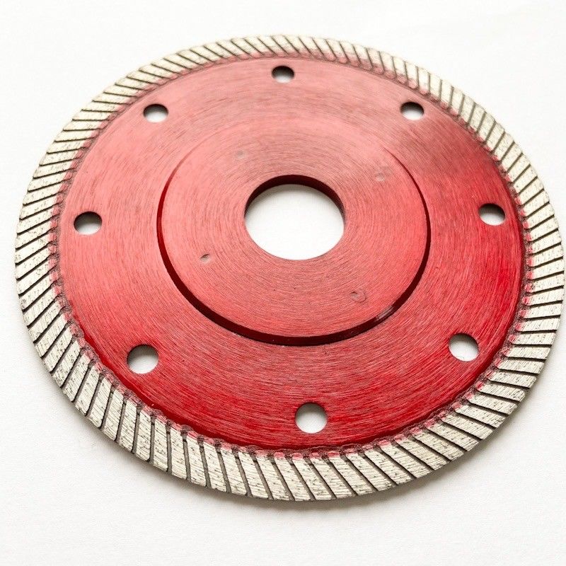Diamond Blade Hot Press en céramique 4inch 105x0.8/1.2x8x20mm pour d'usage universel, en céramique, brique